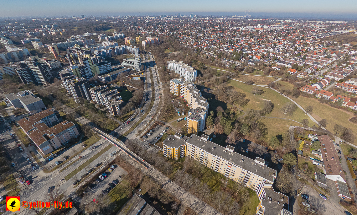 15.02.2023 - Marx-Zentrum und Karl-Marx-Ring mit Umgebung in Neuperlach